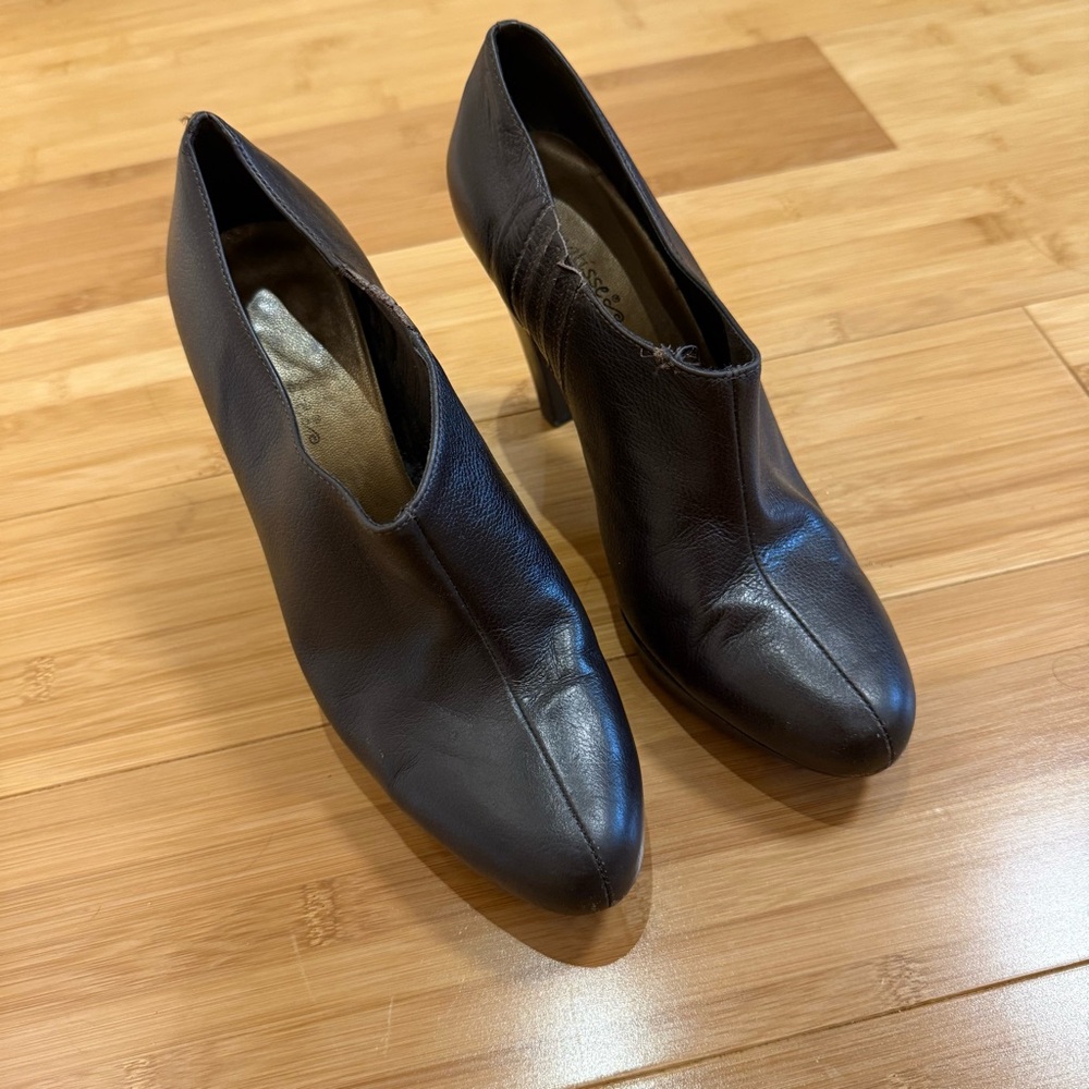 Matisse Black Heeled Boots Classic Design